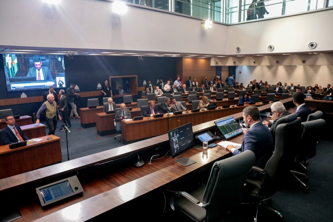 15052025_120338plenário2