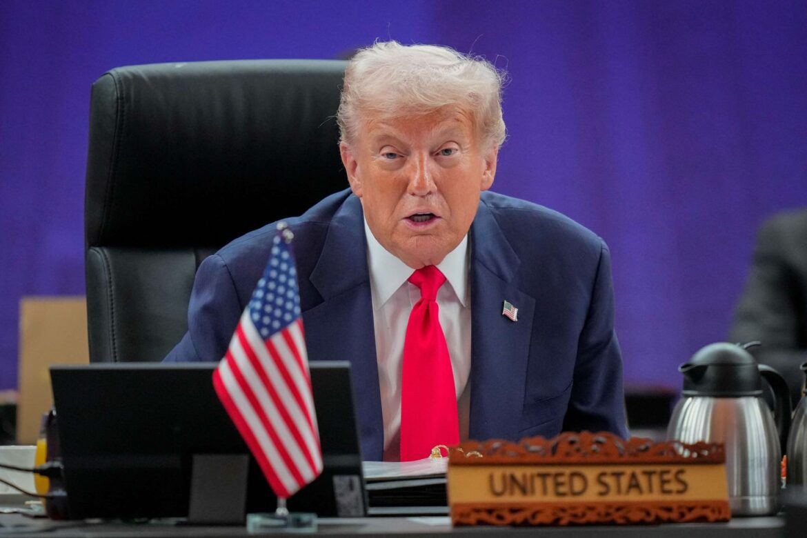 2025-10-26T072222Z_1757090315_RC2IJHAA95FZ_RTRMADP_3_ASEAN-SUMMIT