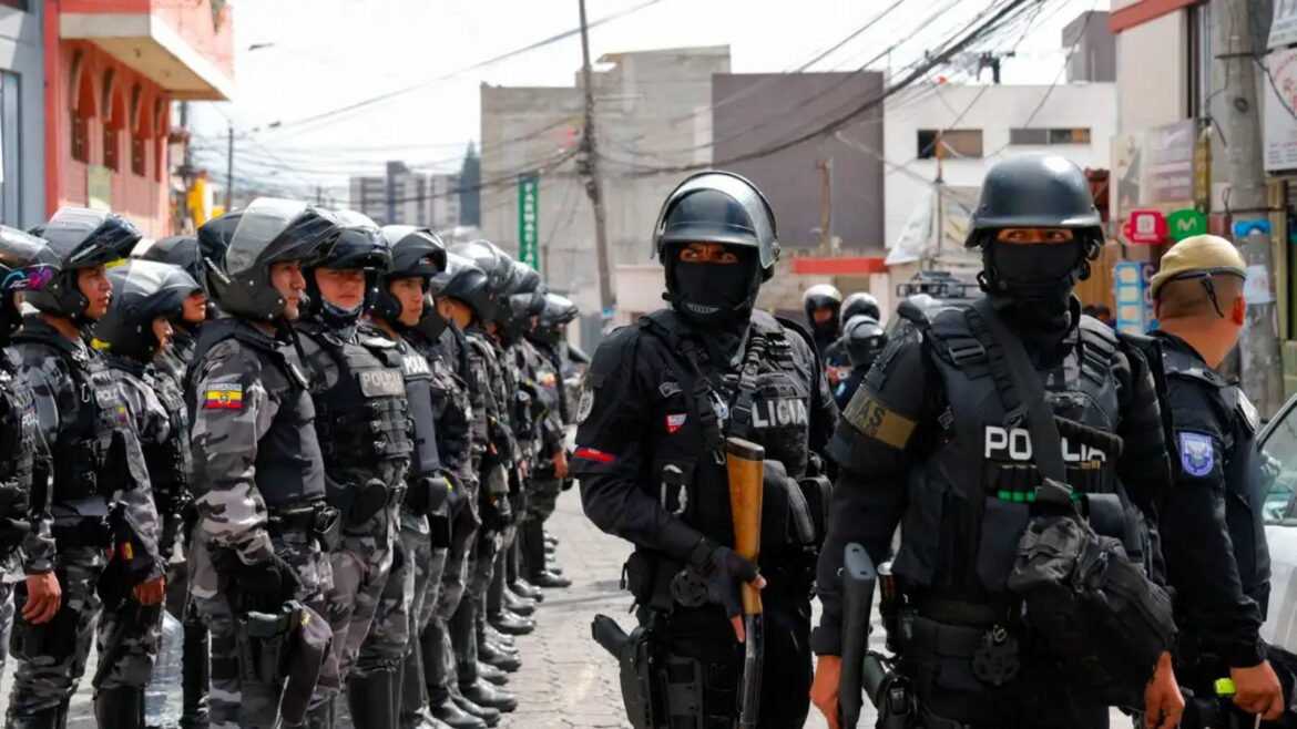 659ef7ba5921aae86a1f324e_crise-equador-p-1600