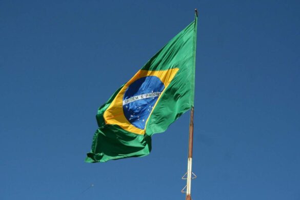 flag-742573_1920