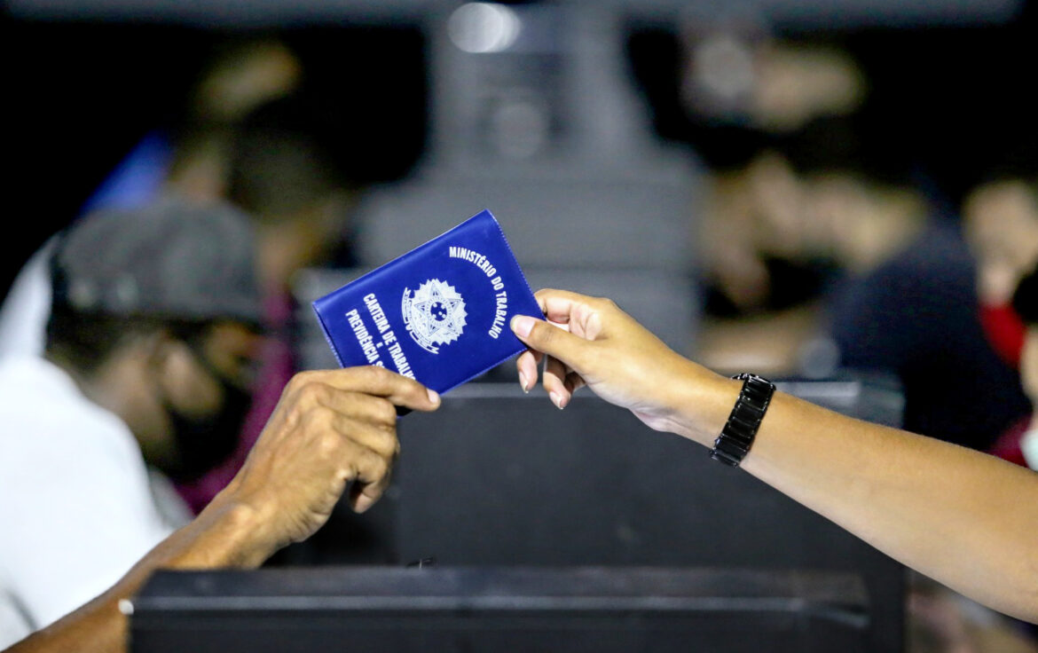 b8469d65dcde4448ad8fa674f6214178