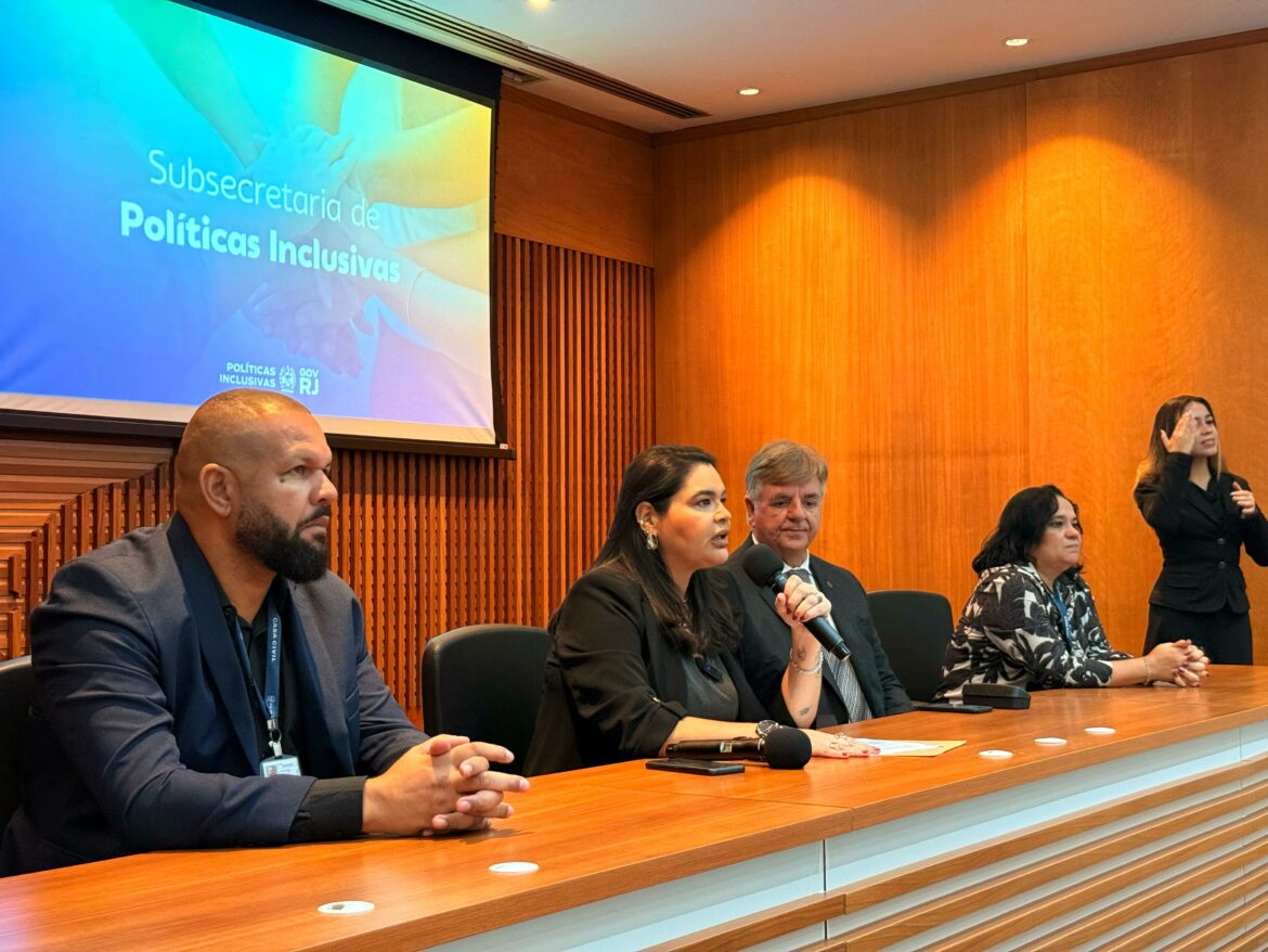 c87dfd11fd614d15ba9022cb115c2306