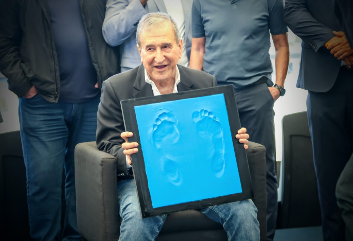 fabb30aec1f14d049b2994331f9d0e39