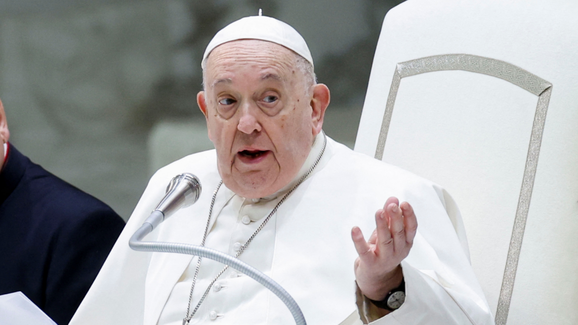 papa-francisco-falando-neutro-audiencia-geral-29-novembro_-foto-REUTERSRemo-Casilli